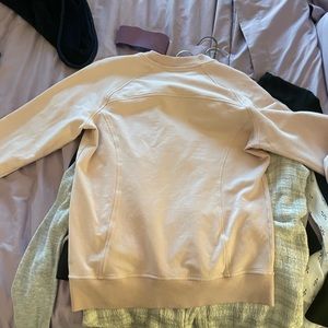 Lulu lemon size 4/6 pocketed sweatshirt